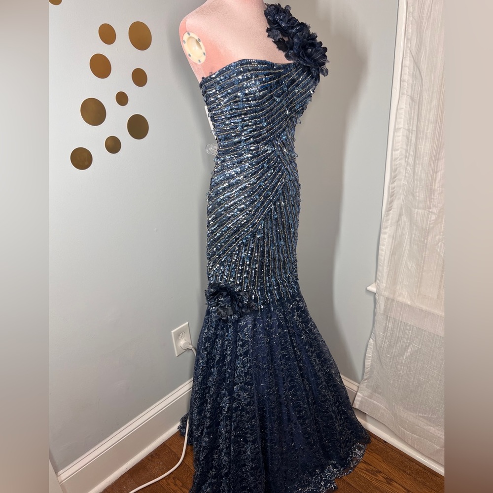 NWT Jovani Lace And Sequin Mermaid Gown - Picture 6 of 16